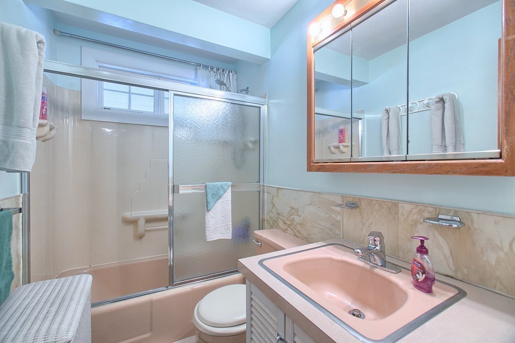 4 Loumac Road Wilmington, MA 01887 - Photo 17 of 26 Gallery Image 17