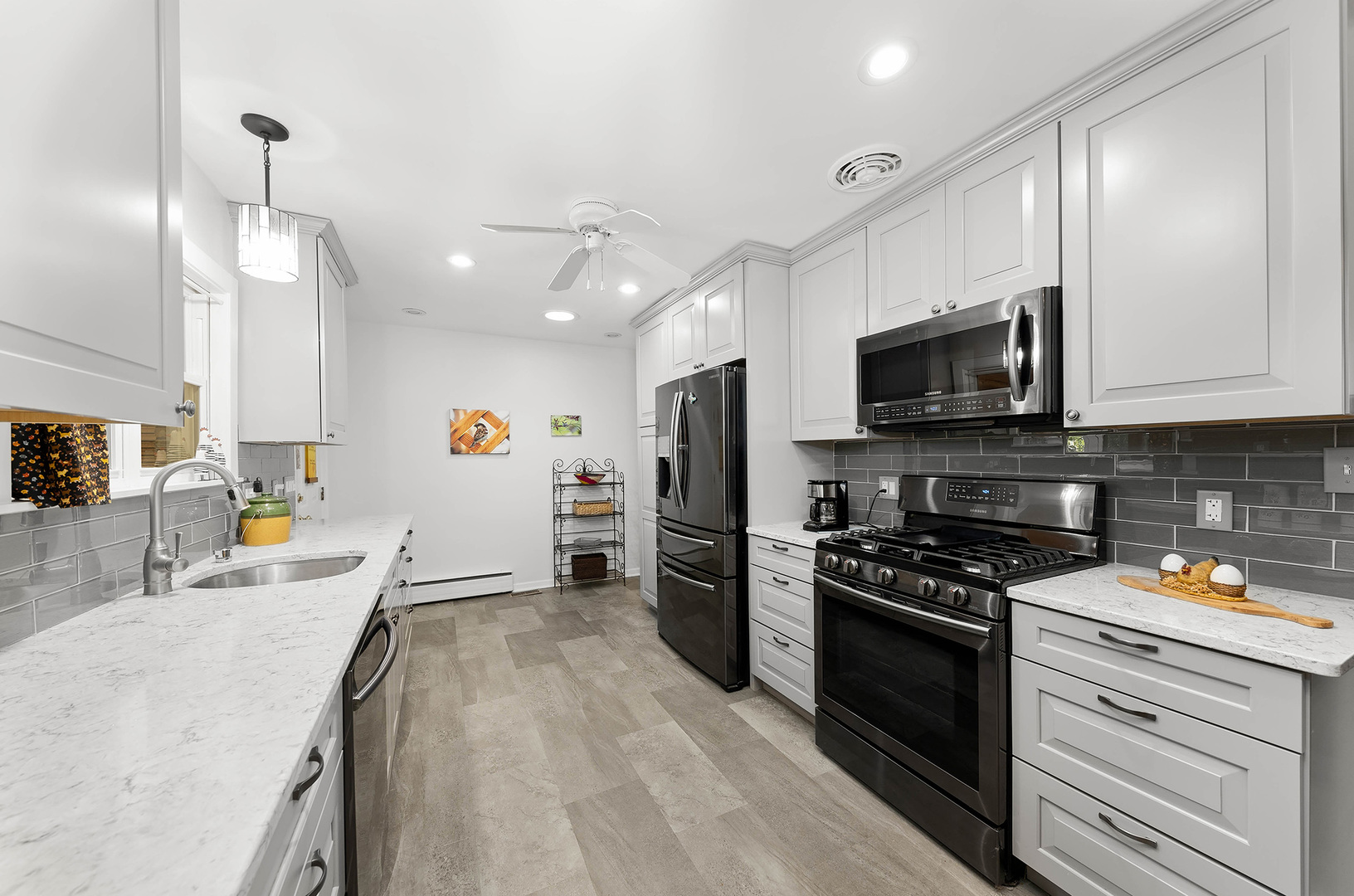 2542 Caton Farm Road Joliet, IL 60435 - Photo 8 of 34 Gallery Image 8