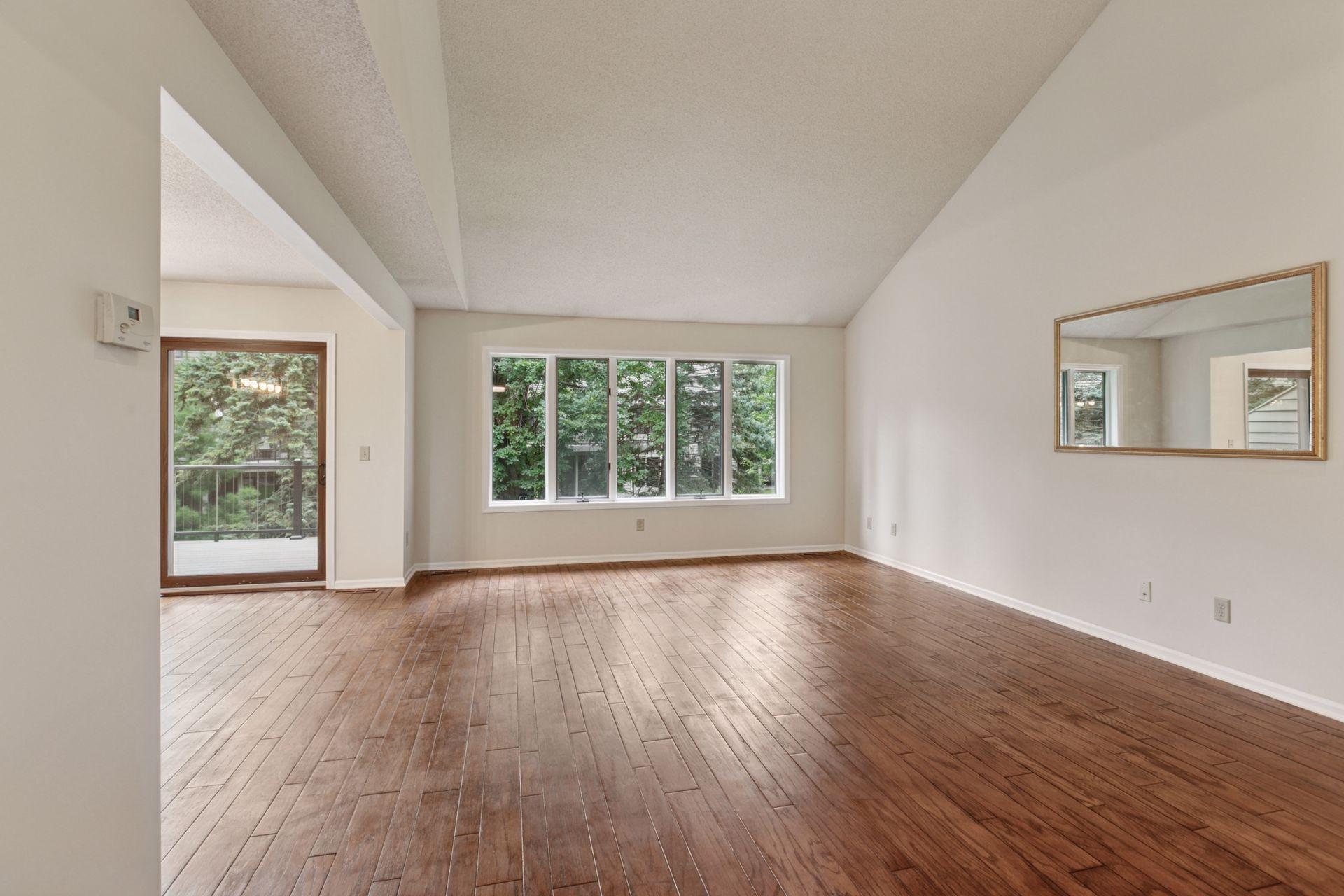7406 Cahill Road Edina, MN 55439 - Photo 3 of 53