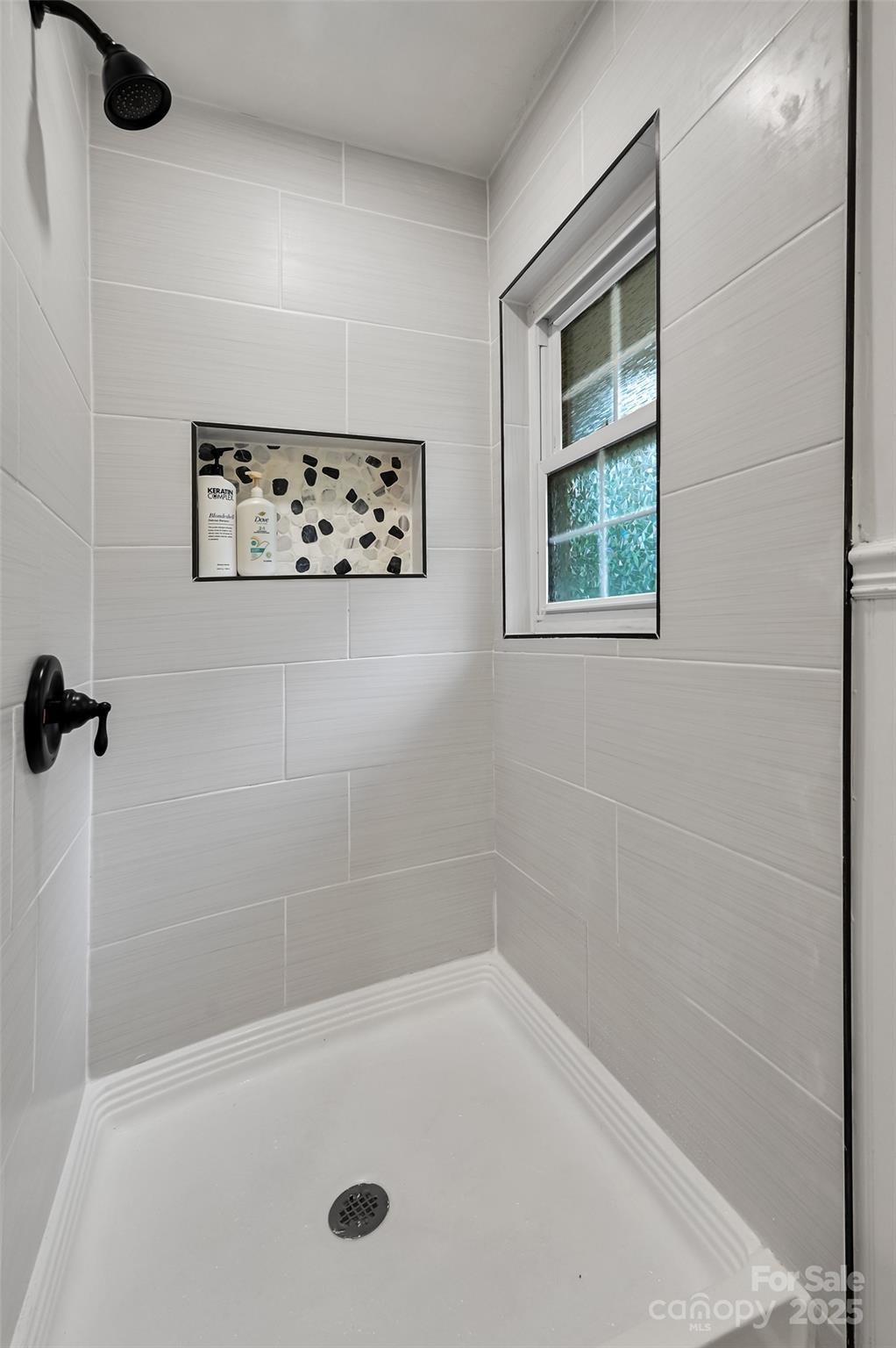 33 Monte Vista Road Candler, NC 28715 - Photo 13 of 38 Gallery Image 13