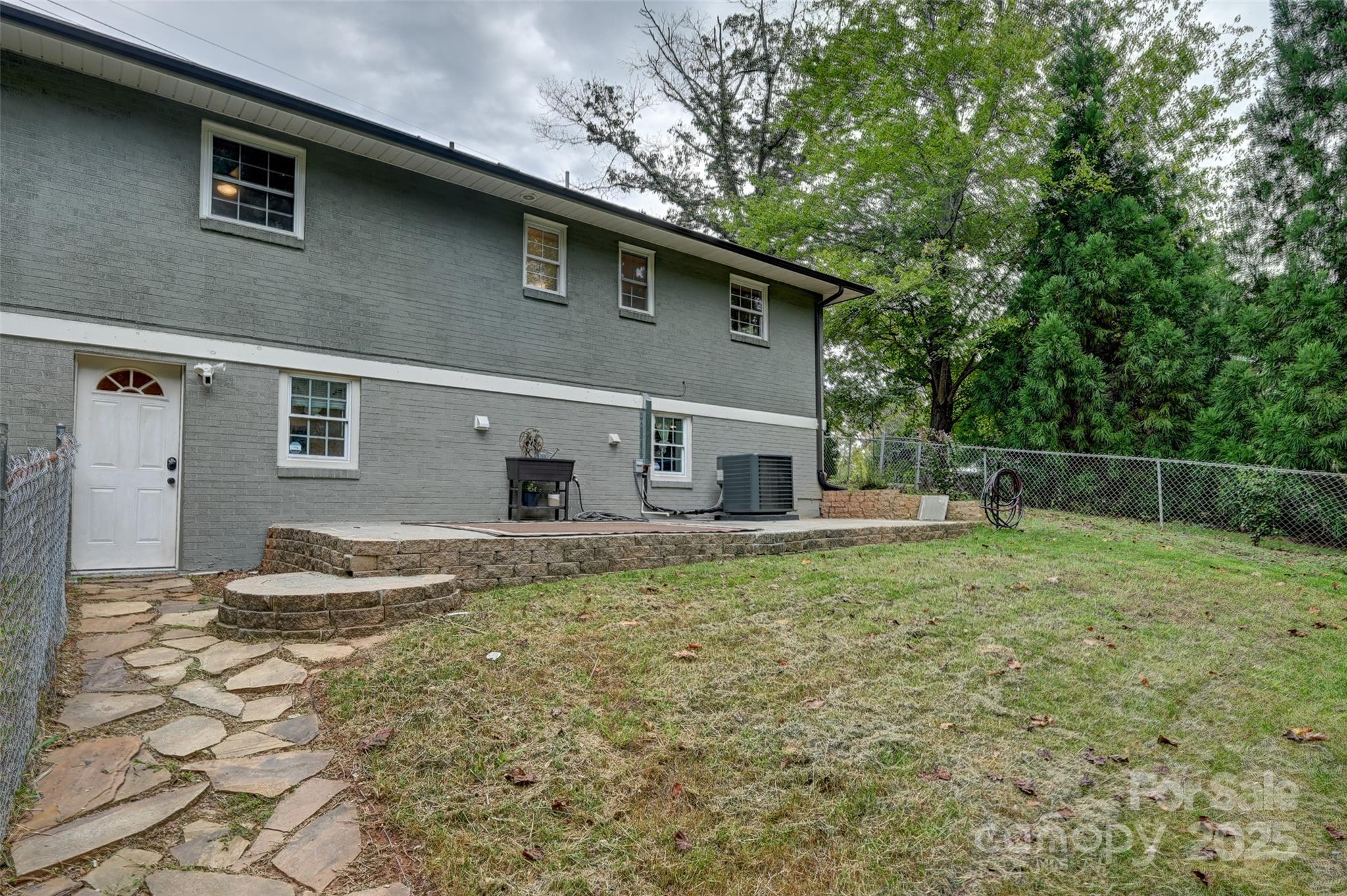 33 Monte Vista Road Candler, NC 28715 - Photo 28 of 38 Gallery Image 28