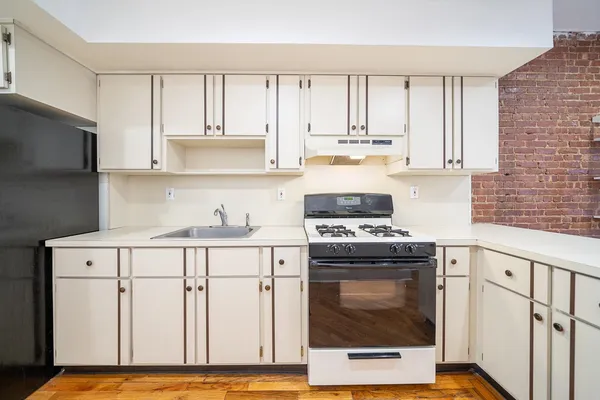 $549,900 | 232 Park Avenue, Unit 3N, Hoboken, NJ 07030