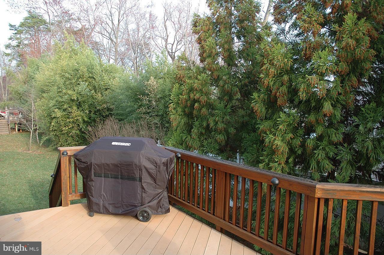 3612 Becherer Road Alexandria, VA 22309 - Photo 30 of 30 Deck