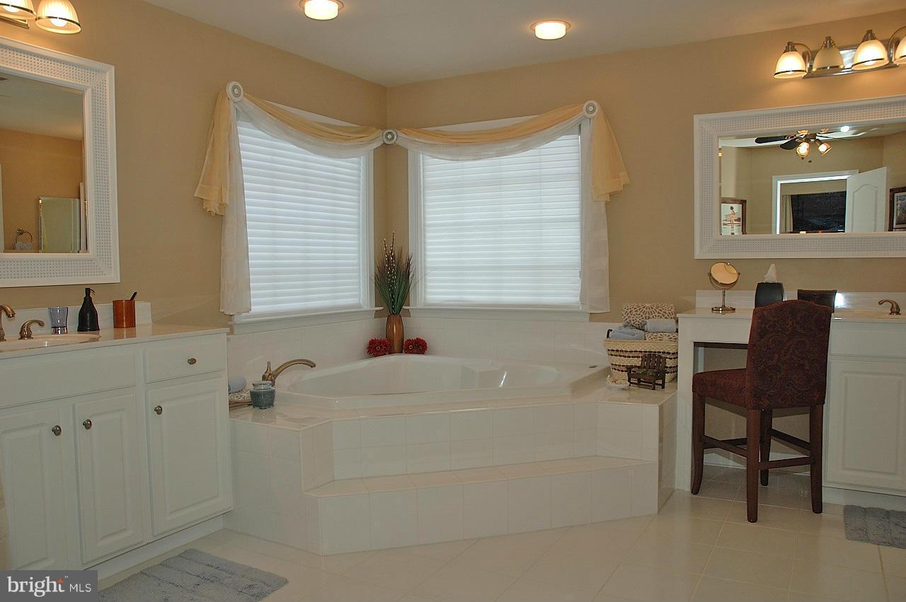 3612 Becherer Road Alexandria, VA 22309 - Photo 6 of 30 Bath (Master)