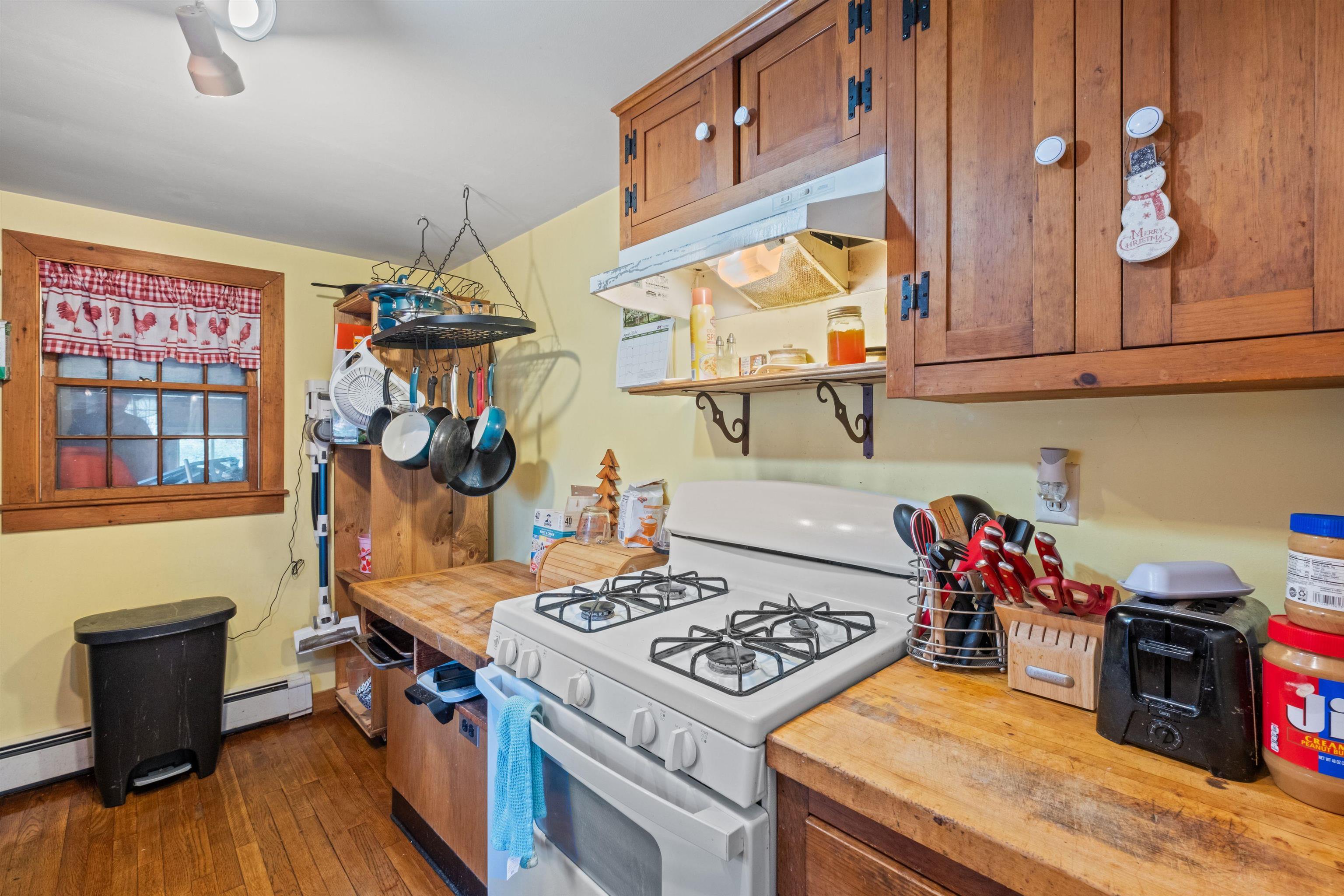 90 Jewell Road Wilmot, NH 03287 - Photo 3 of 40