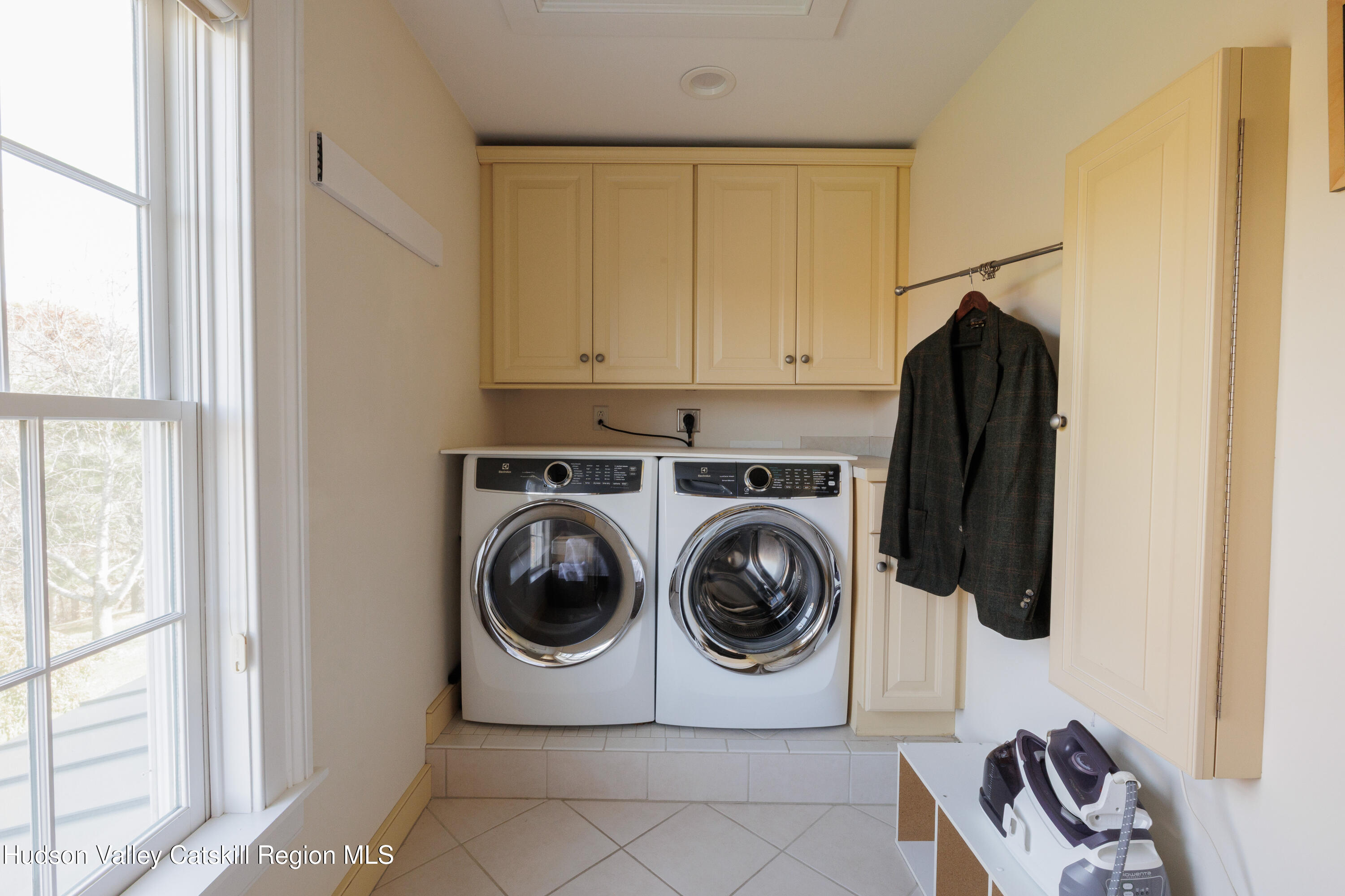 189 Sutherland Road Valatie, NY 12184 - Photo 49 of 94 a utility room with dryer and washer
