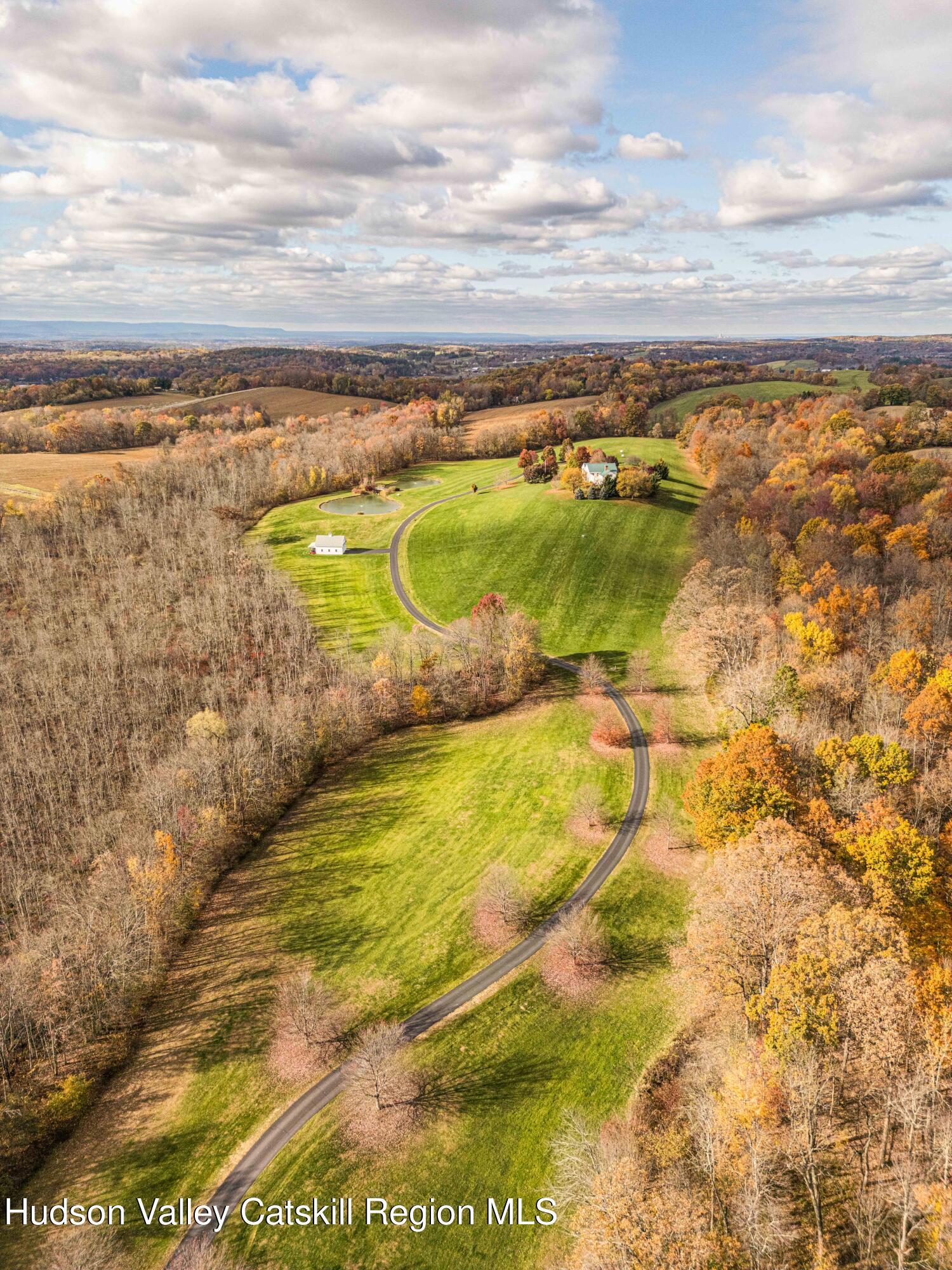 189 Sutherland Road Valatie, NY 12184 - Photo 10 of 94 189 Sutherland x This Old Hudson-10