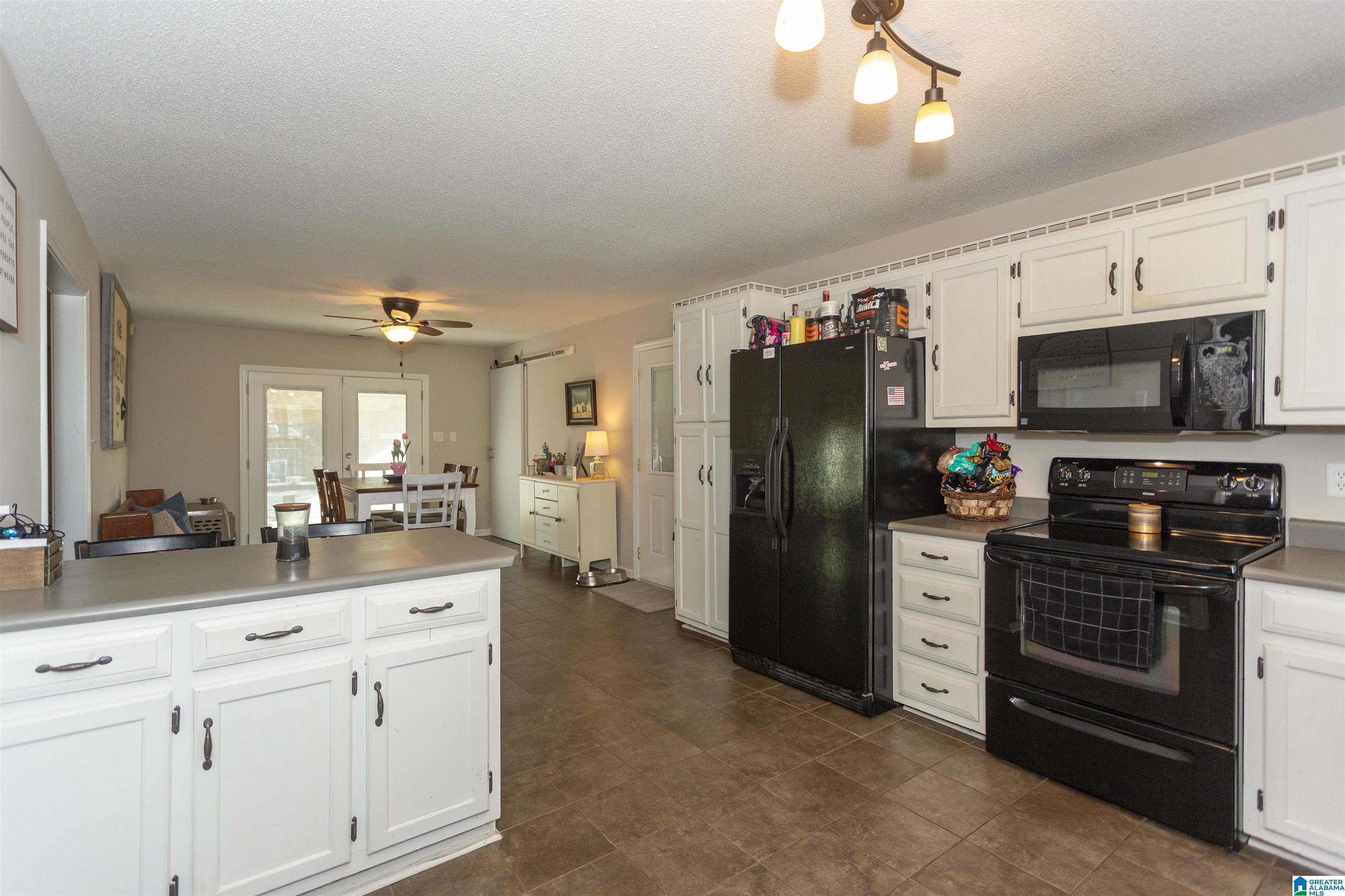 21 Shannon Drive Decatur, AL 35603 - Photo 10 of 49