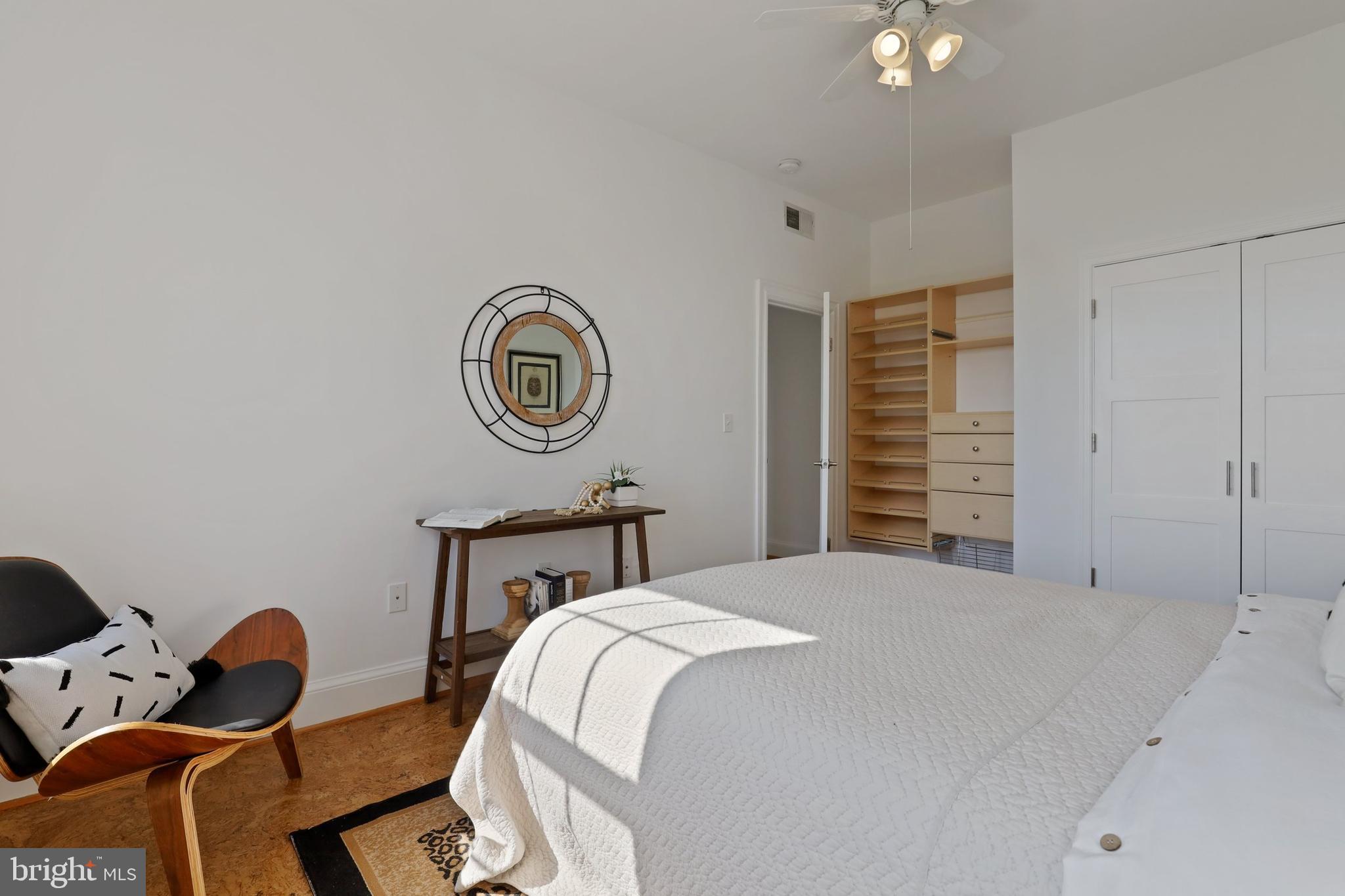 1401 Columbia Road Northwest, Unit 316 Washington, DC 20009 - Photo 23 of 31