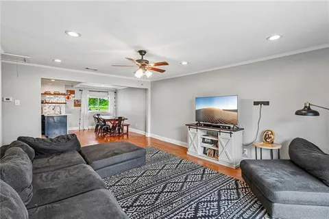 $250,000 | 6411 Congress Drive, New Orleans, LA 70126