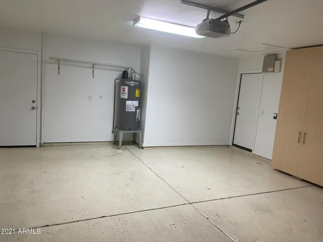 $1,895 | 9002 West Caribbean Lane, Peoria, AZ 85381