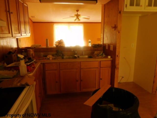 38 Rapp Drive Davis, WV 26260 - Photo 7 of 10 Gallery Image 7