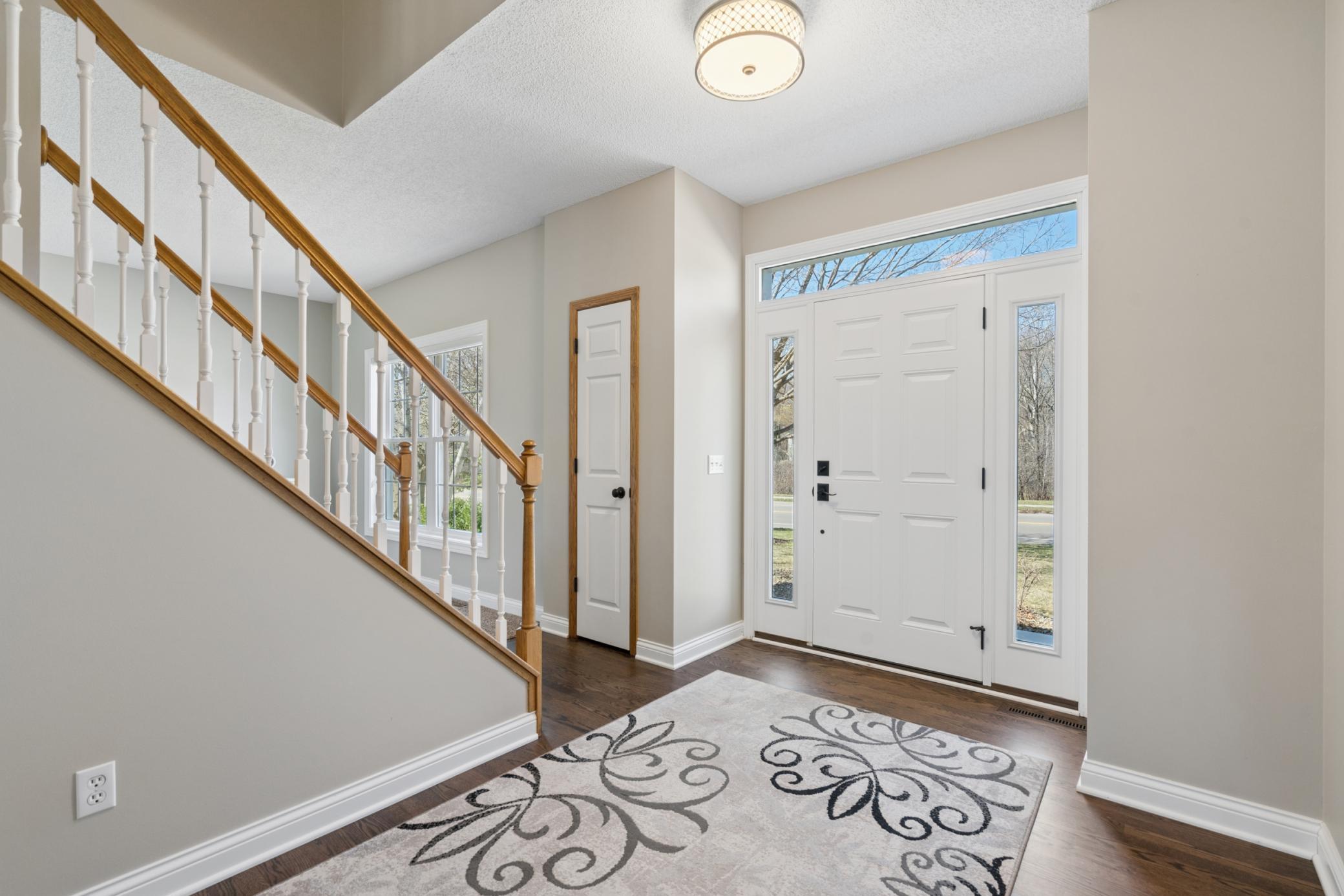 4778 Slater Road Eagan, MN 55122 - Photo 4 of 47