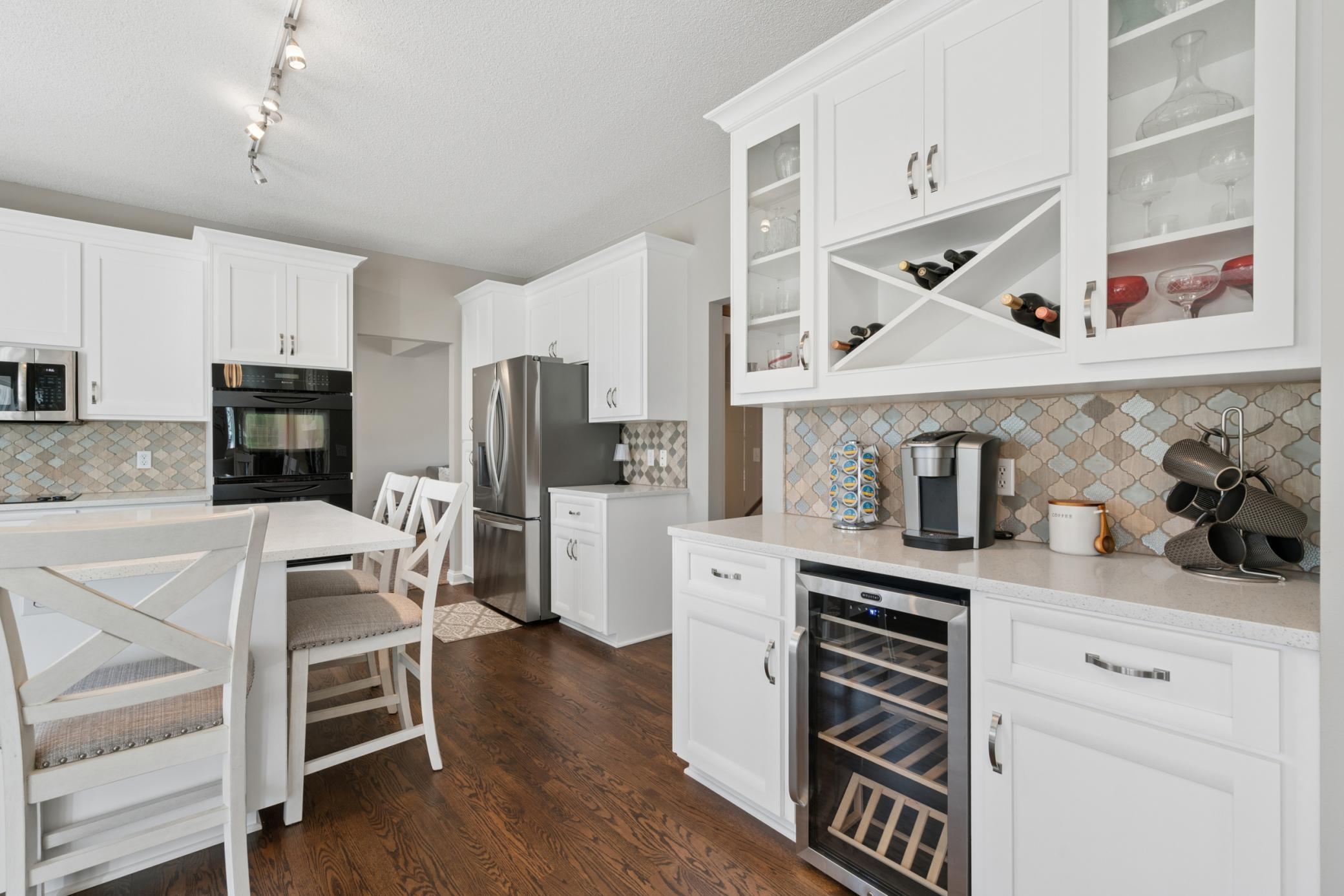 4778 Slater Road Eagan, MN 55122 - Photo 8 of 47