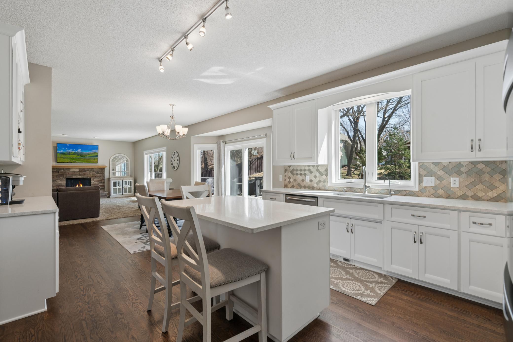 4778 Slater Road Eagan, MN 55122 - Photo 10 of 47