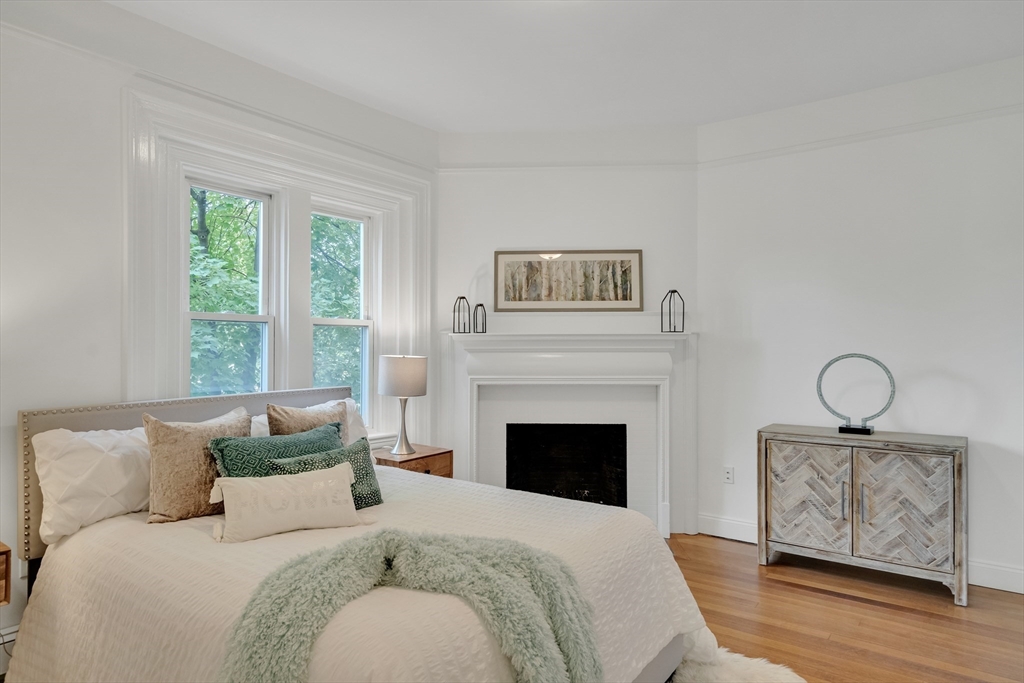 41 Addington Road, Unit 1 Brookline, MA 02445 - Photo 18 of 36