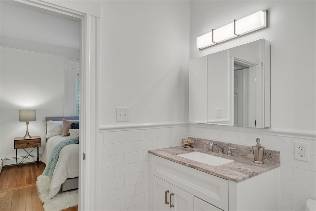 41 Addington Road, Unit 1 Brookline, MA 02445 - Photo 22 of 36