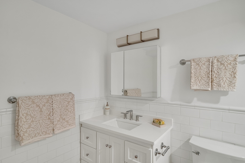 41 Addington Road, Unit 1 Brookline, MA 02445 - Photo 25 of 36