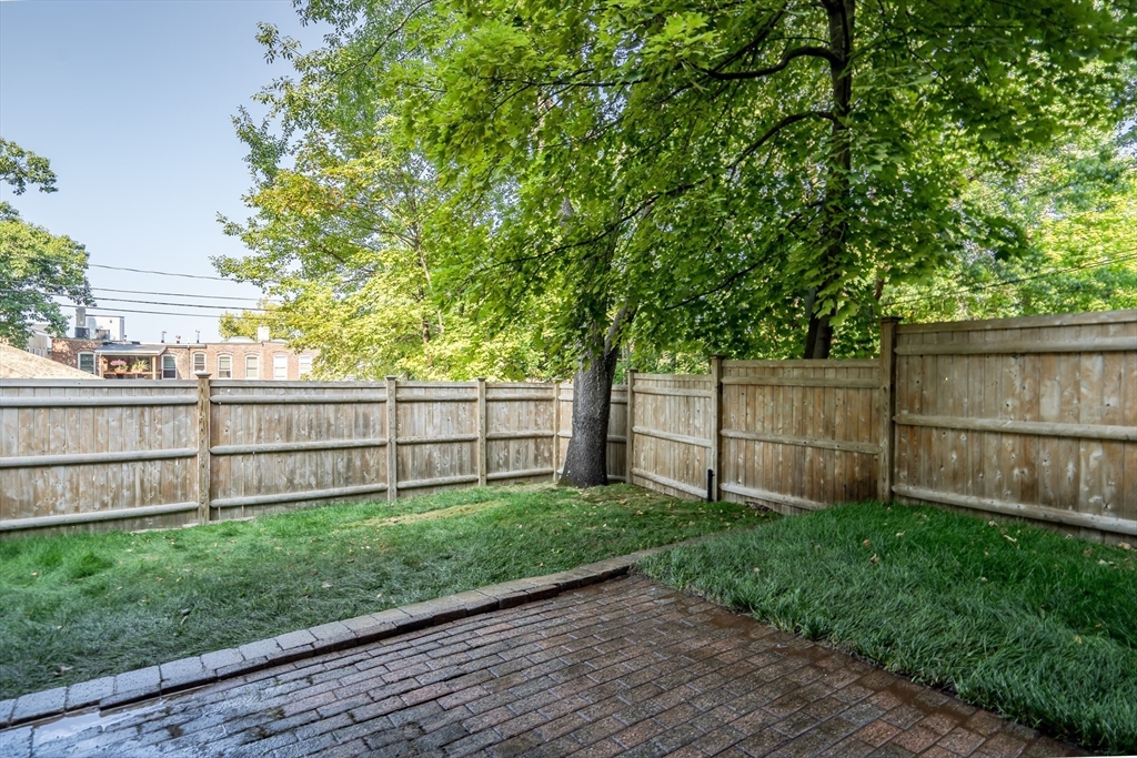 41 Addington Road, Unit 1 Brookline, MA 02445 - Photo 33 of 36