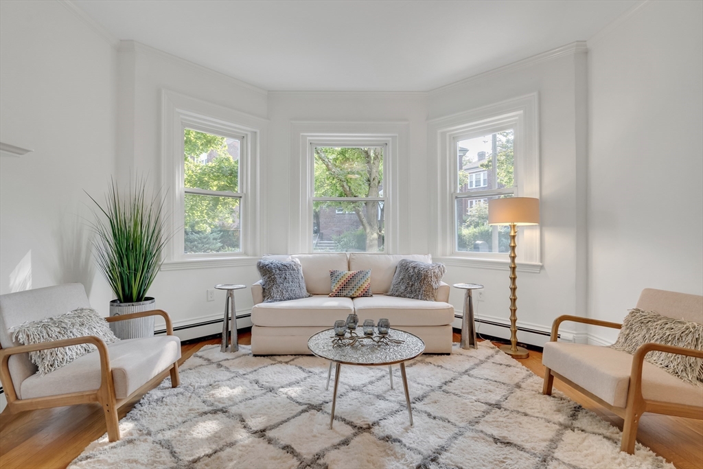 41 Addington Road, Unit 1 Brookline, MA 02445 - Photo 8 of 36