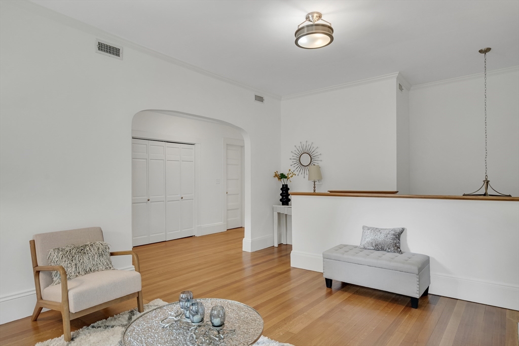 41 Addington Road, Unit 1 Brookline, MA 02445 - Photo 9 of 36