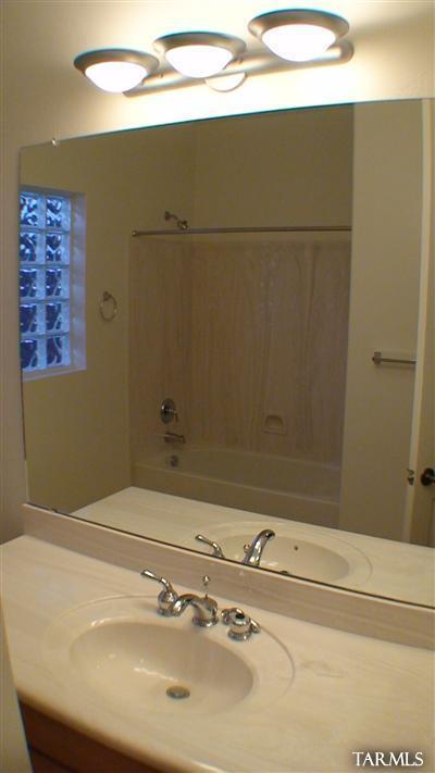 13263 North Risky Drive Tucson, AZ 85755 - Photo 12 of 15