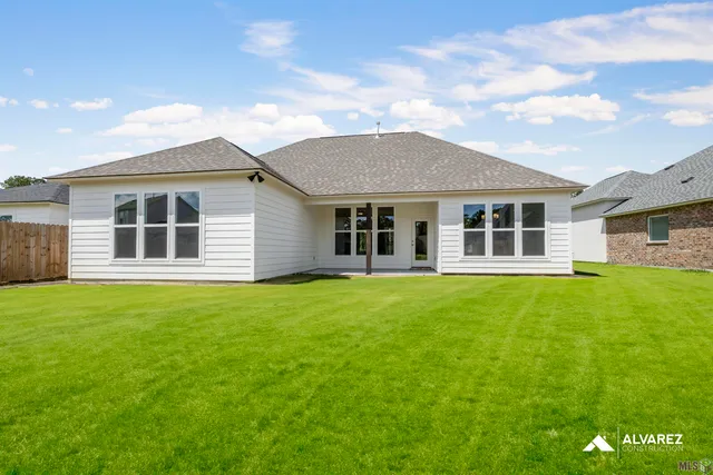 $390,990 | 25310 Burlington Drive, Denham Springs, LA 70726