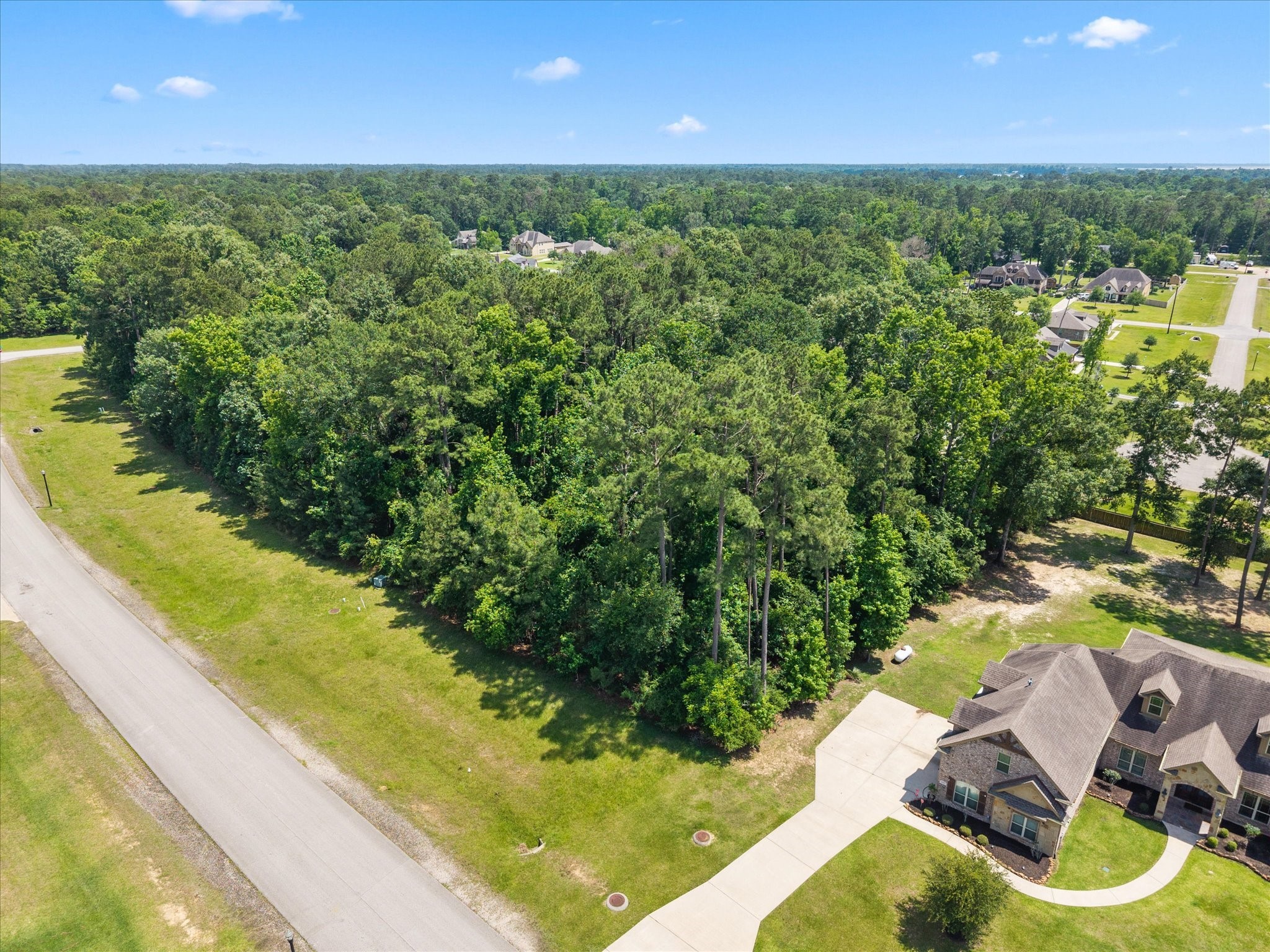 626 North Commons View Drive Houston, TX 77336 - Photo 7 of 20