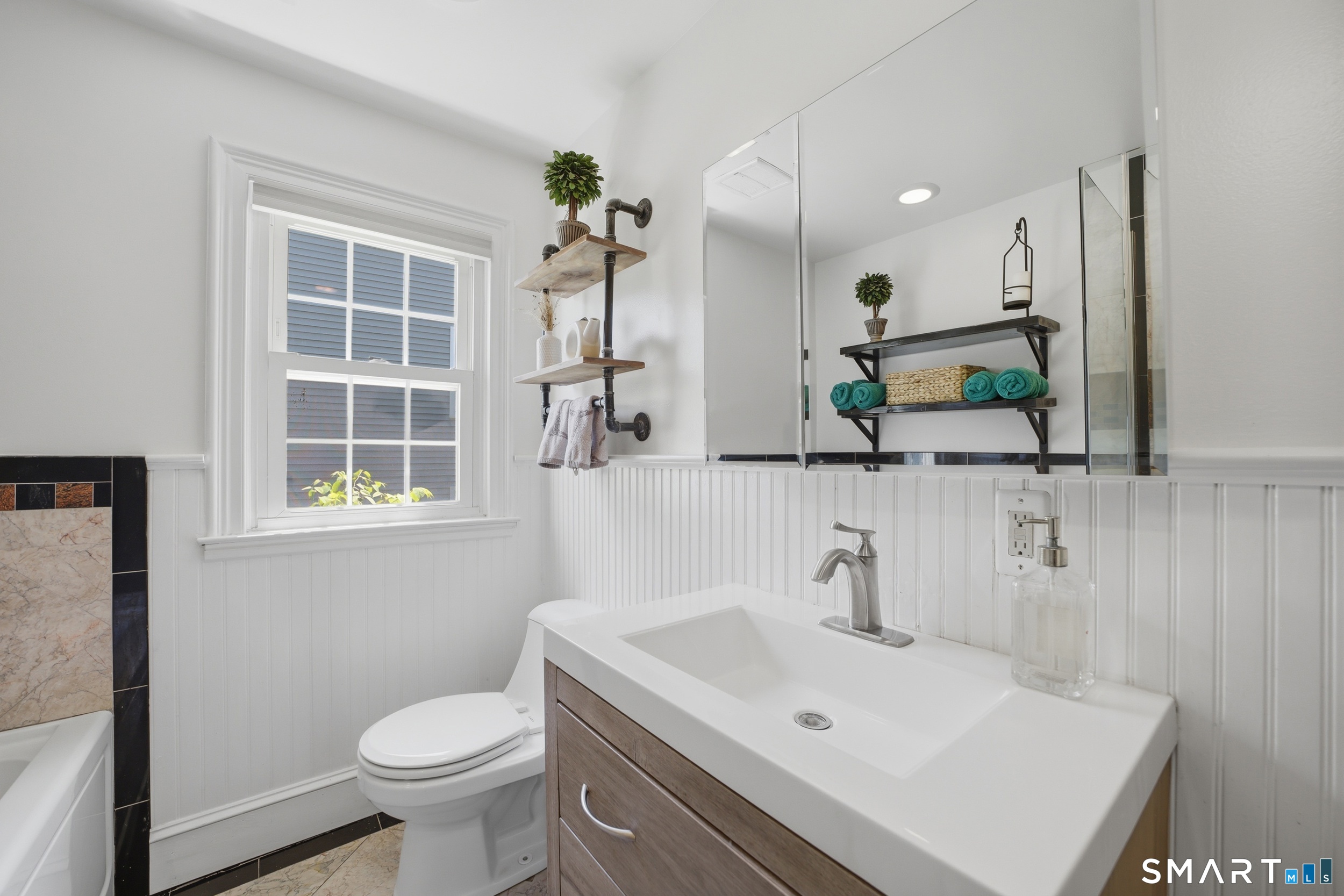 65 Beaver Street Fairfield, CT 06825 - Photo 23 of 40