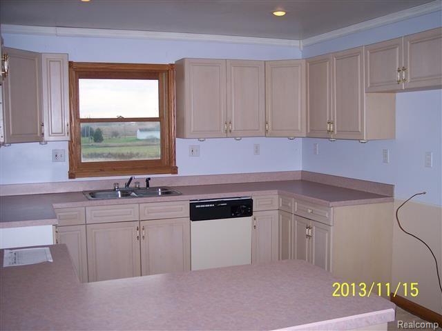 1686 Smith Road Lapeer, MI 48446 - Photo 10 of 26 kitchen 2.jpg