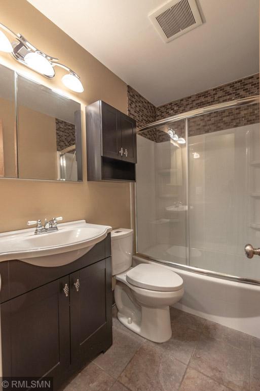 25005 Smithtown Road Shorewood, MN 55331 - Photo 14 of 27 Gallery Image 14