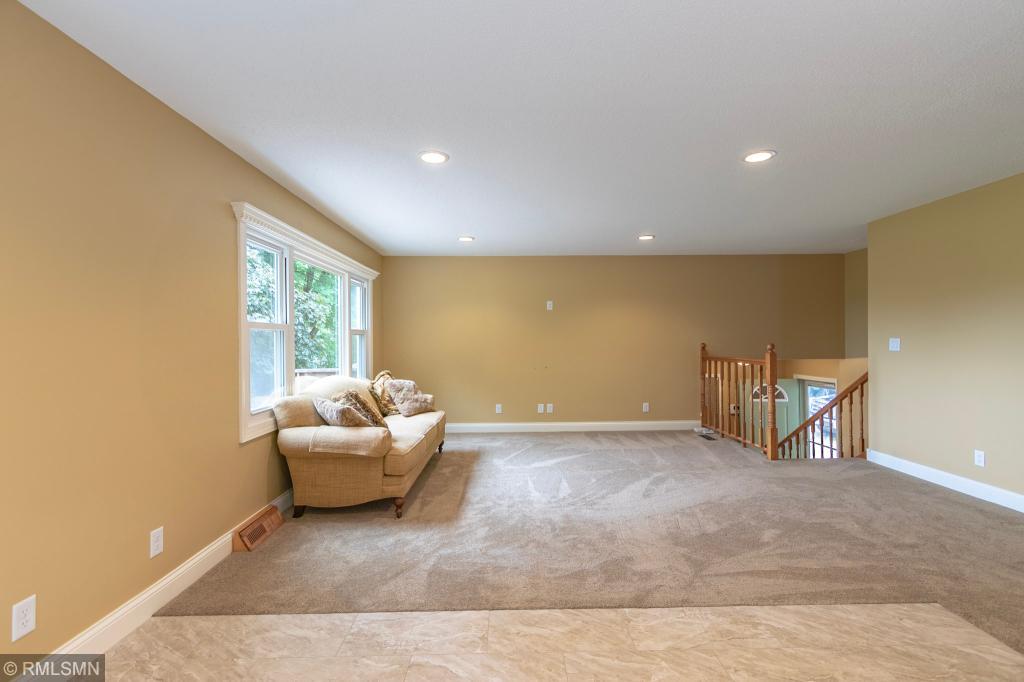 25005 Smithtown Road Shorewood, MN 55331 - Photo 17 of 27 Gallery Image 17