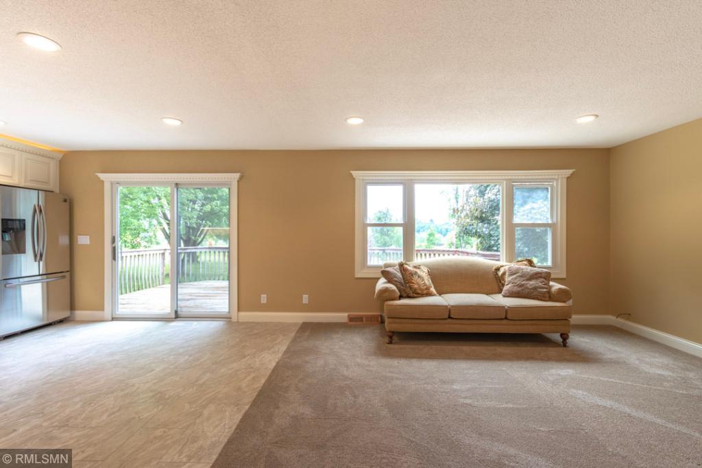 25005 Smithtown Road Shorewood, MN 55331 - Photo 7 of 27 Gallery Image 7