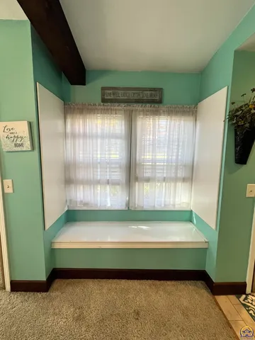 $334,500 | 2021 Morningside Drive, Emporia, KS 66801