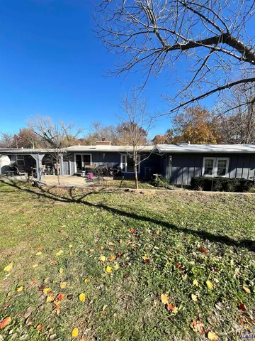 $334,500 | 2021 Morningside Drive, Emporia, KS 66801