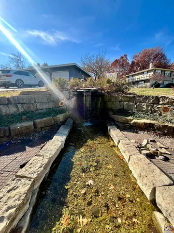 $334,500 | 2021 Morningside Drive, Emporia, KS 66801