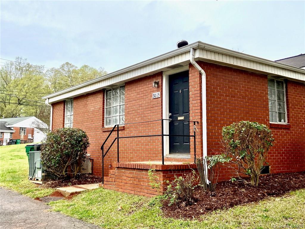 3015 Marlborough Road Charlotte, NC 28208 - Photo 2 of 22