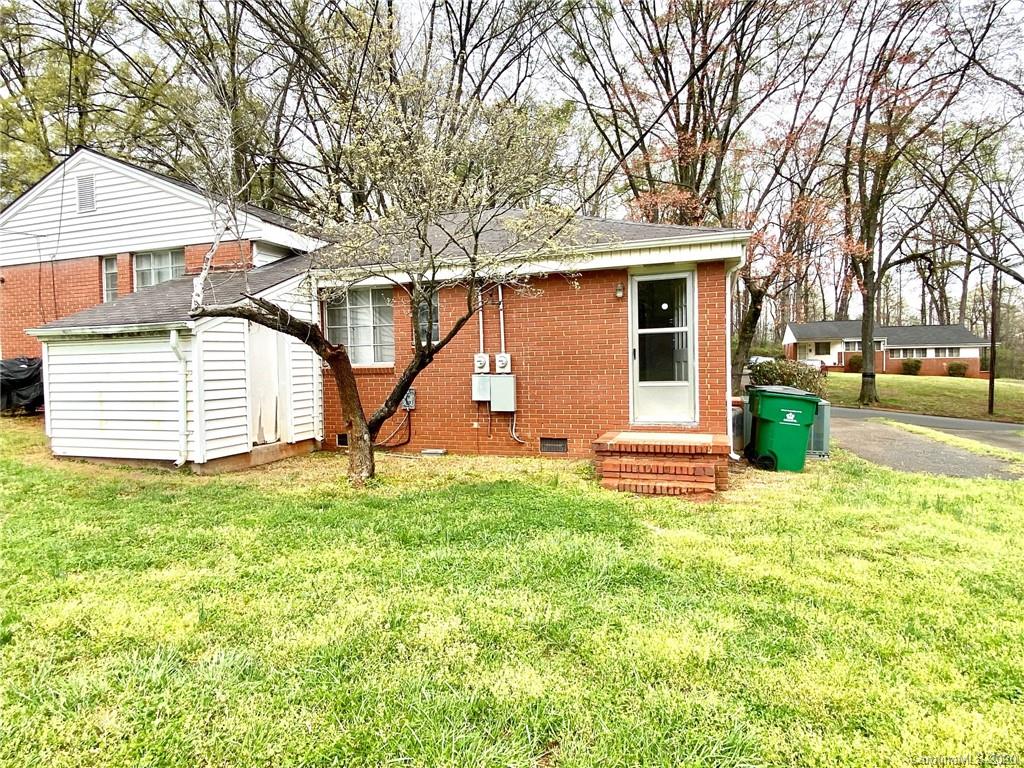 3015 Marlborough Road Charlotte, NC 28208 - Photo 3 of 22