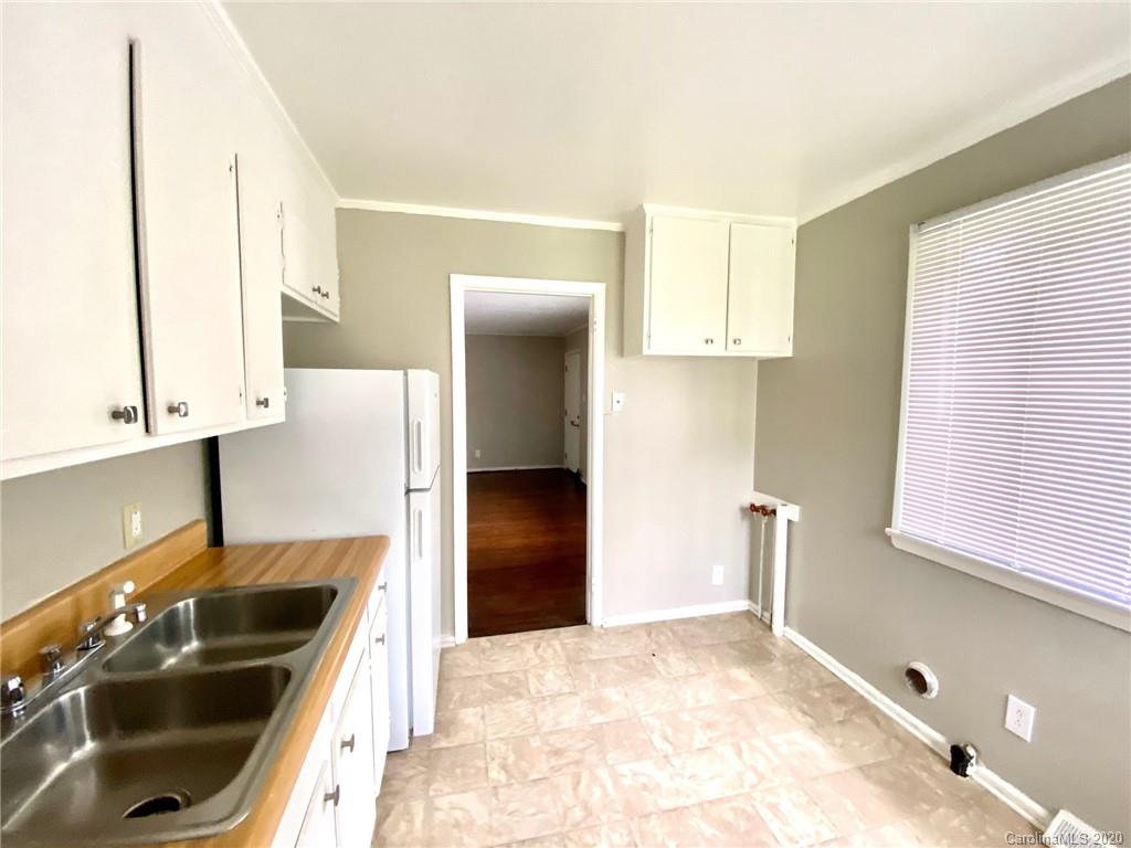 3015 Marlborough Road Charlotte, NC 28208 - Photo 6 of 22