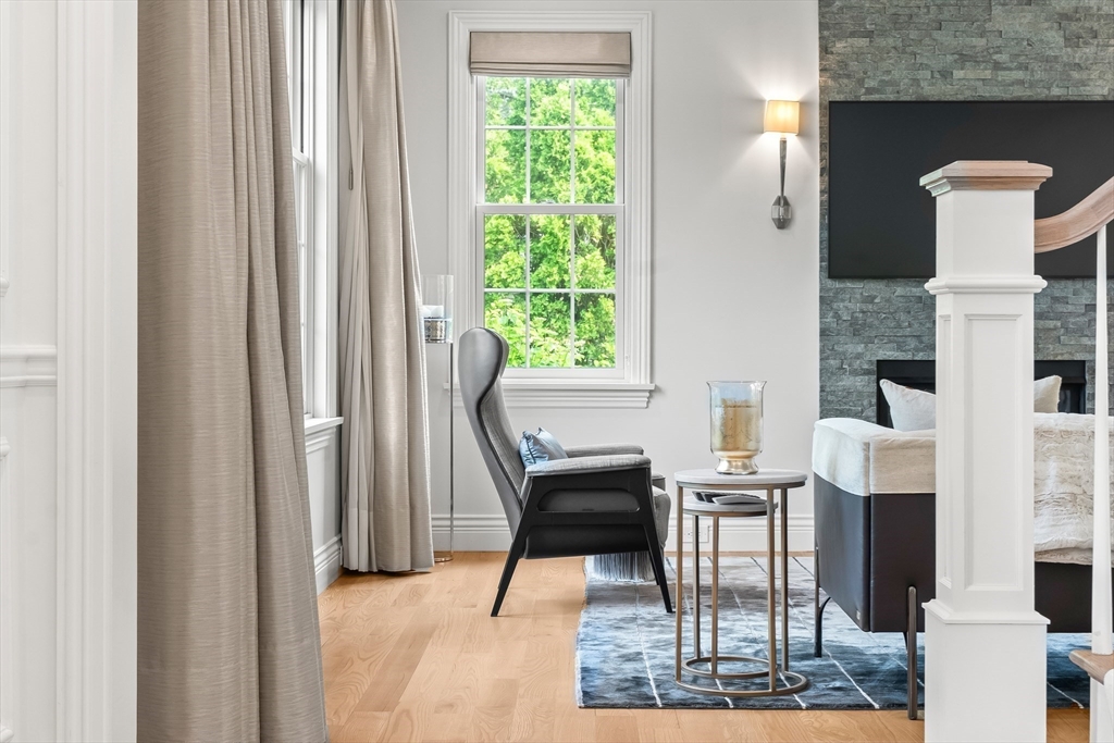 382 Lee Street Brookline, MA 02445 - Photo 18 of 38