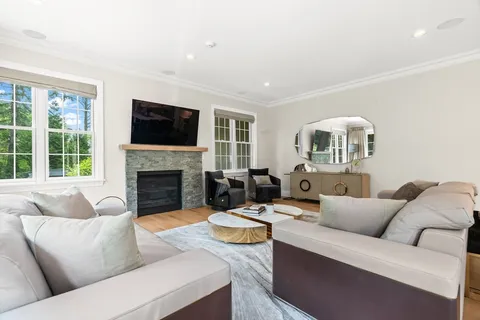 $5,995,000 | 382 Lee Street, Brookline, MA 02445