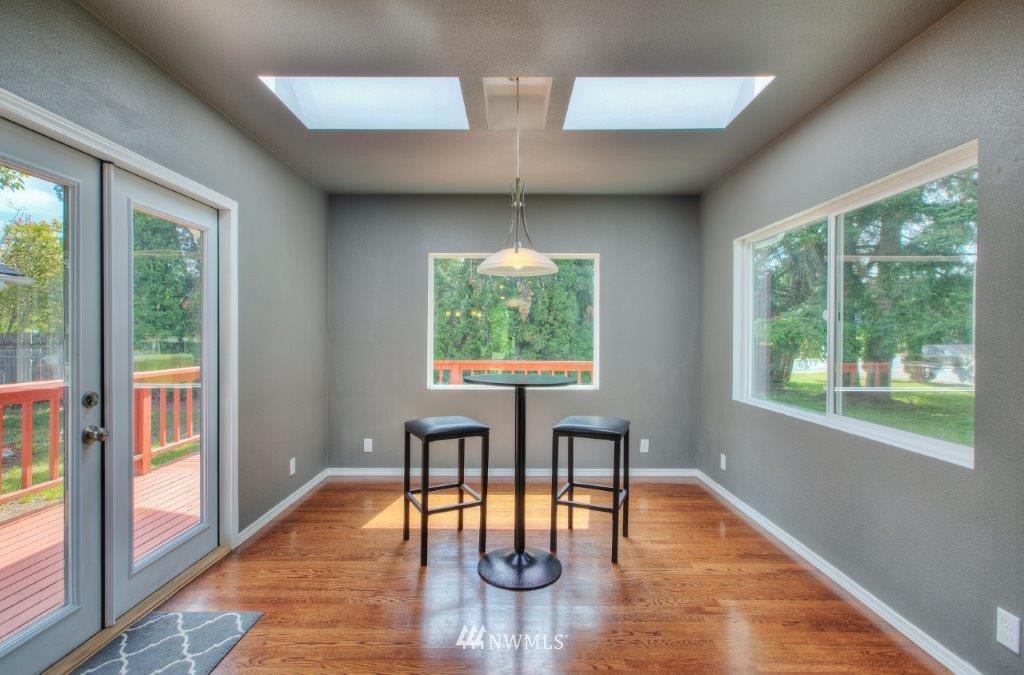 21601 Southeast Wax Road Maple Valley, WA 98038 - Photo 7 of 25