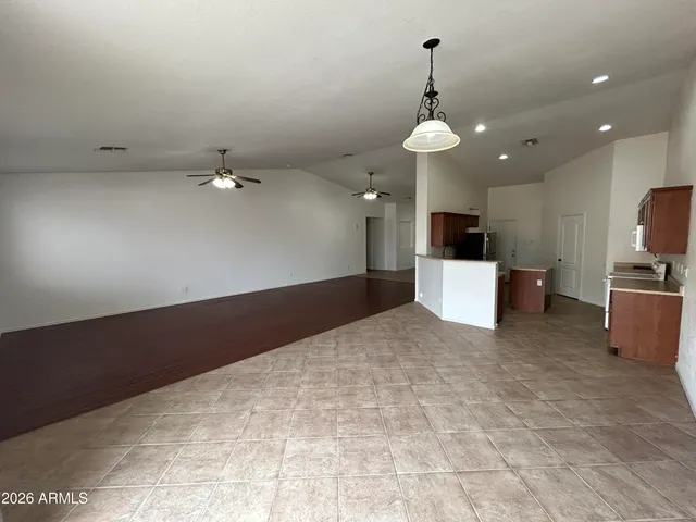 $2,250 | 2202 West Carter Road, Phoenix, AZ 85041
