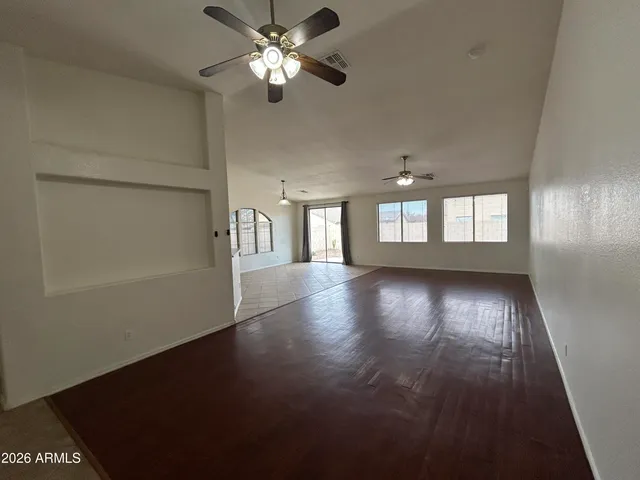 $2,250 | 2202 West Carter Road, Phoenix, AZ 85041