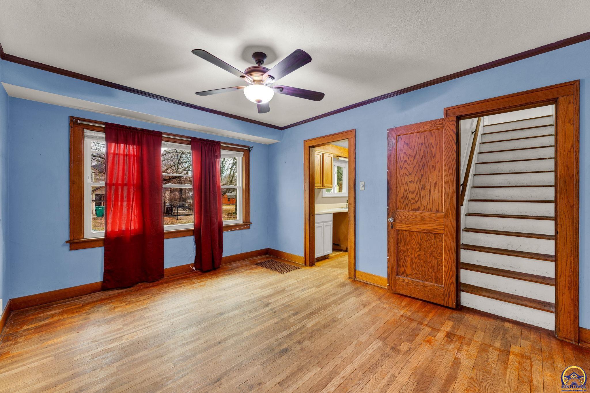 1147 Southwest Webster Avenue Topeka, KS 66604 - Photo 12 of 36