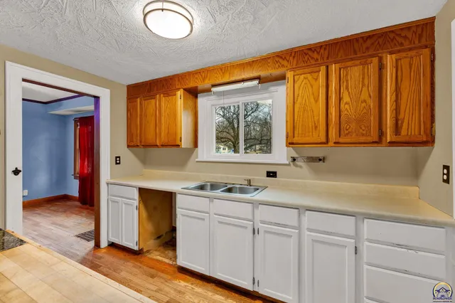 $135,000 | 1147 Southwest Webster Avenue, Topeka, KS 66604