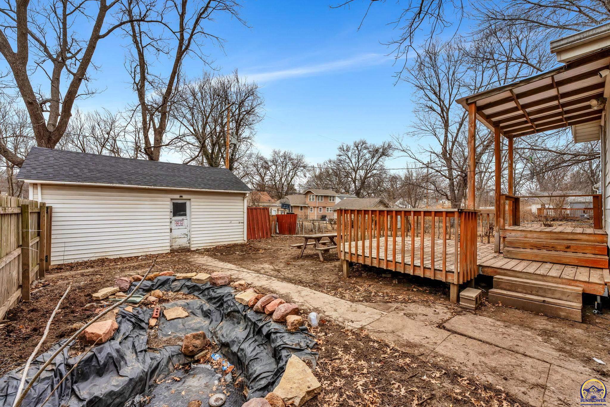 1147 Southwest Webster Avenue Topeka, KS 66604 - Photo 31 of 36