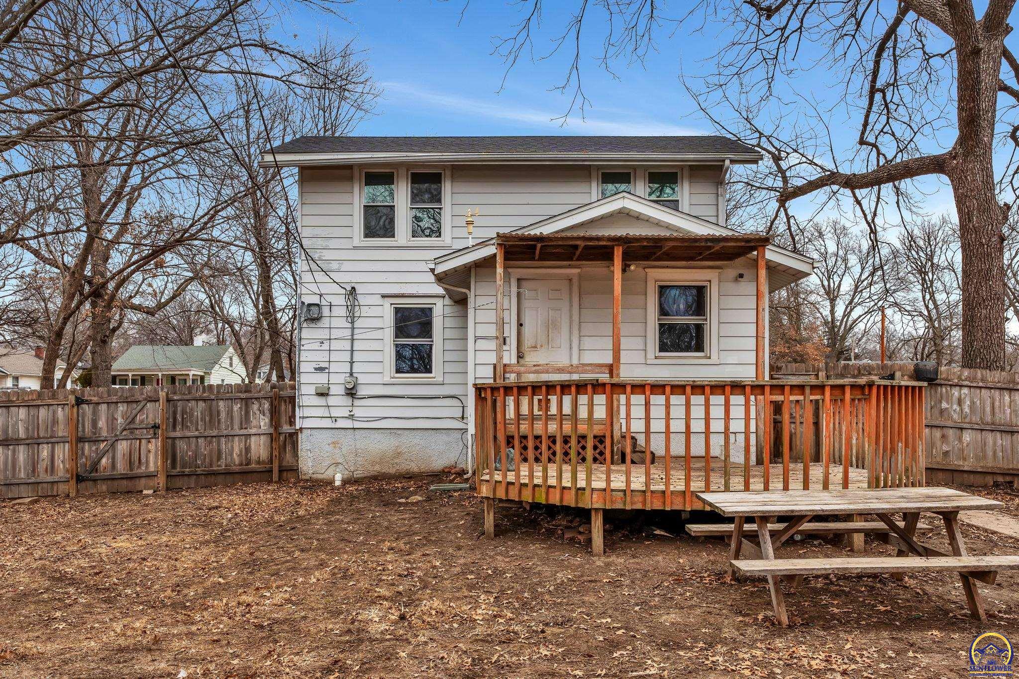 1147 Southwest Webster Avenue Topeka, KS 66604 - Photo 32 of 36