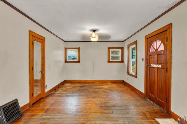 $135,000 | 1147 Southwest Webster Avenue, Topeka, KS 66604