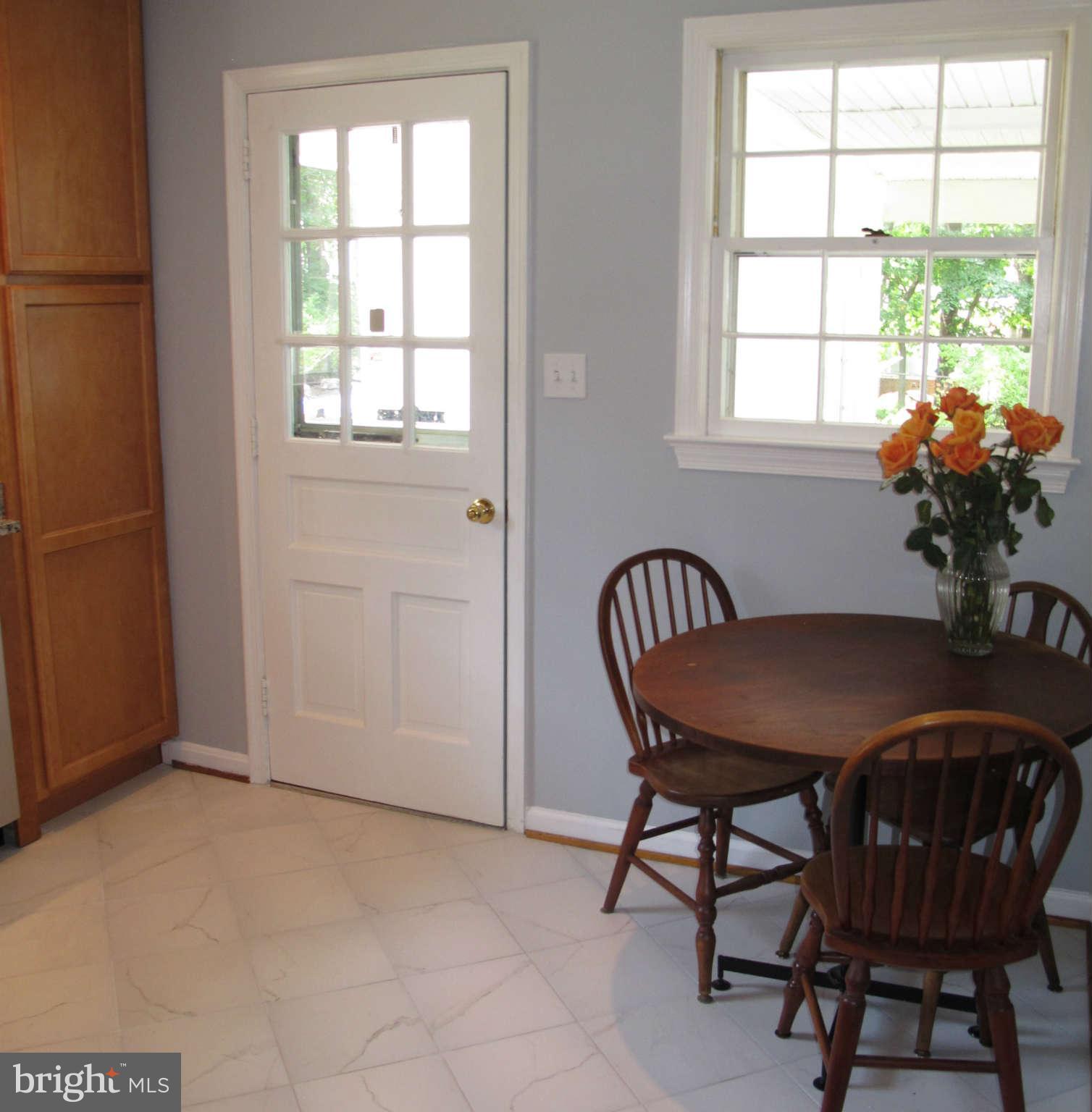 8215 Blairton Road Springfield, VA 22152 - Photo 4 of 30 Kitchen